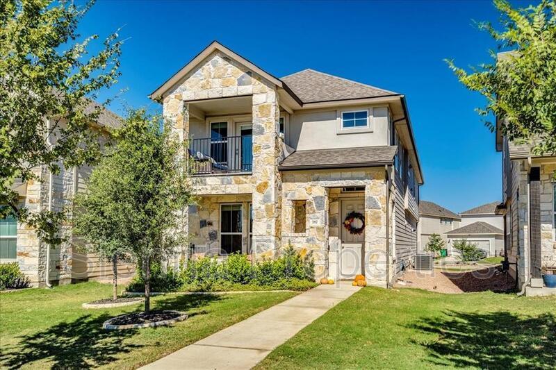 Dripping Springs: Big Sky Ranch: 3 BD 2.5 BA Home for Rent property image