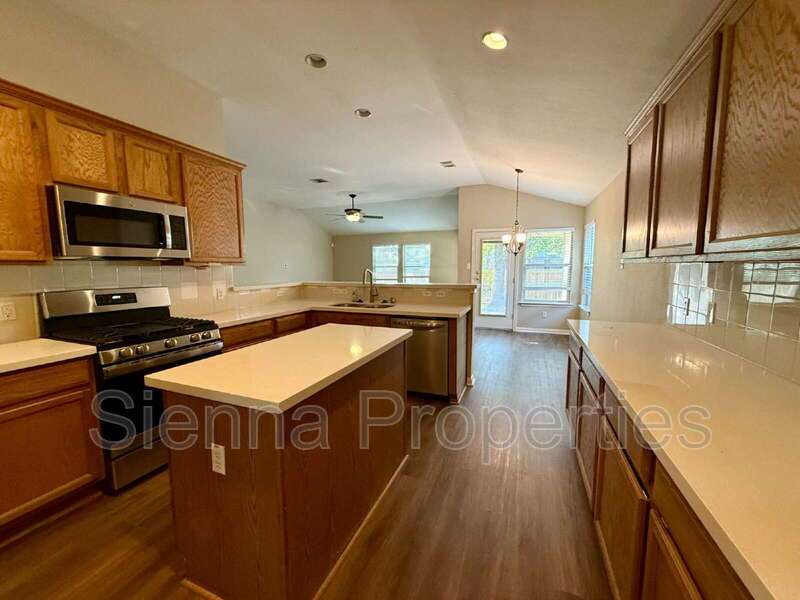 Buda: Whispering Hollow property image