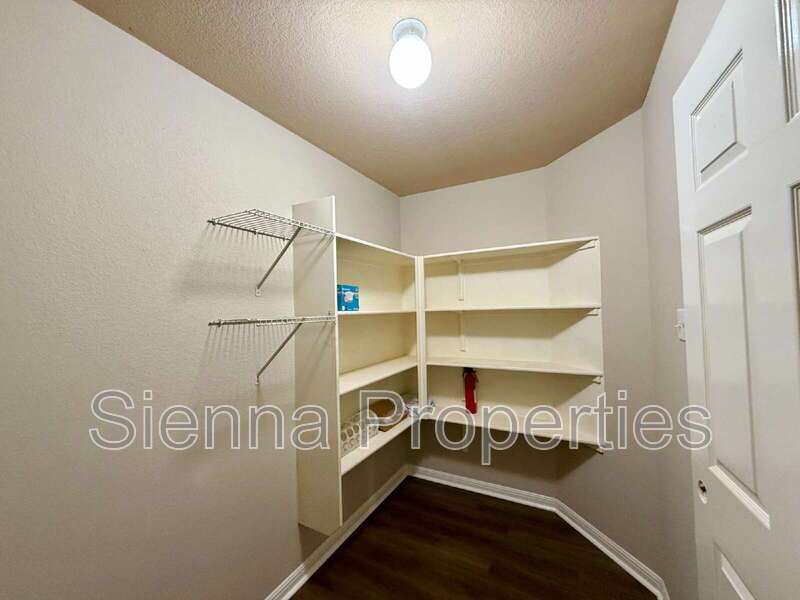 Buda: Whispering Hollow property image