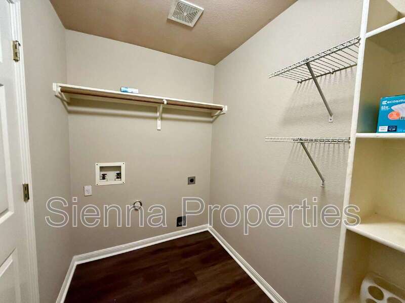 Buda: Whispering Hollow property image