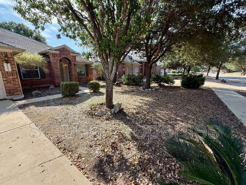 Buda: Whispering Hollow property image