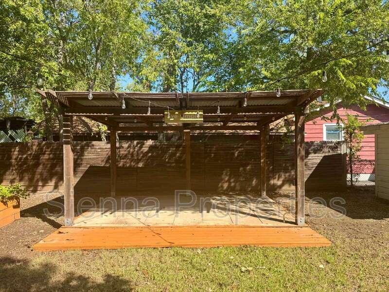 Updated & Charming in the Heart of North Central Austin! property image