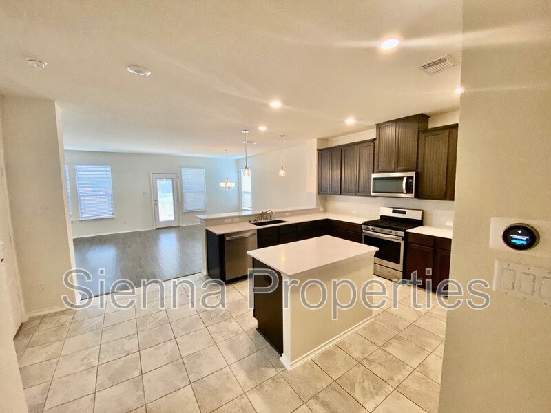 Live on the Golf Course at Star Ranch!! 4BD 3BA Home for Rent...Hutto Texas property image