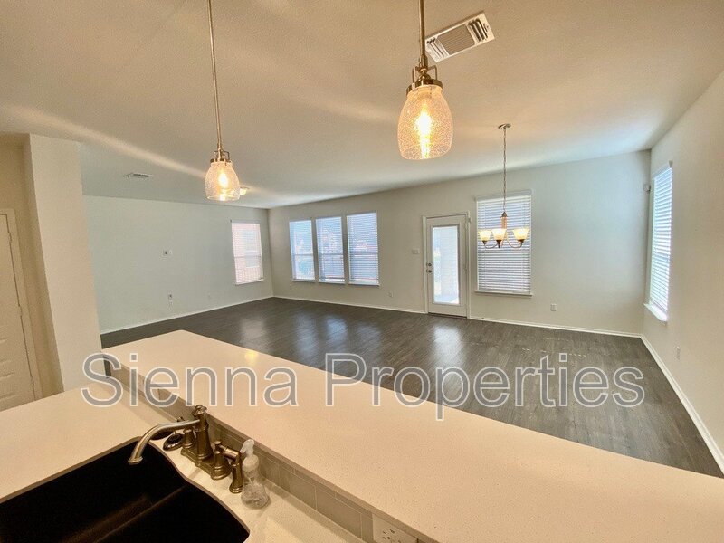 Live on the Golf Course at Star Ranch!! 4BD 3BA Home for Rent...Hutto Texas property image