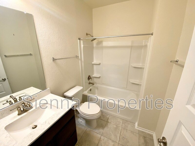 Live on the Golf Course at Star Ranch!! 4BD 3BA Home for Rent...Hutto Texas property image