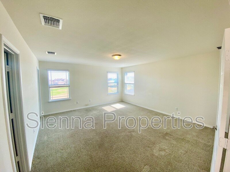 Live on the Golf Course at Star Ranch!! 4BD 3BA Home for Rent...Hutto Texas property image