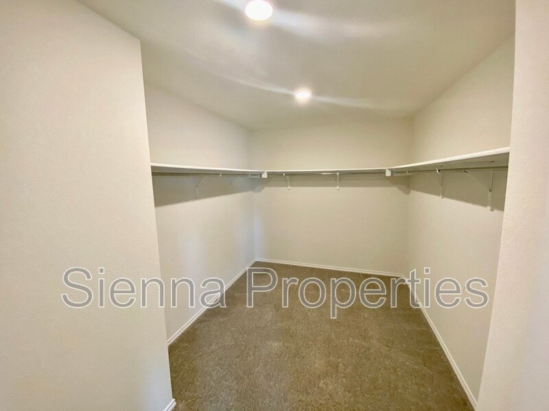 Live on the Golf Course at Star Ranch!! 4BD 3BA Home for Rent...Hutto Texas property image