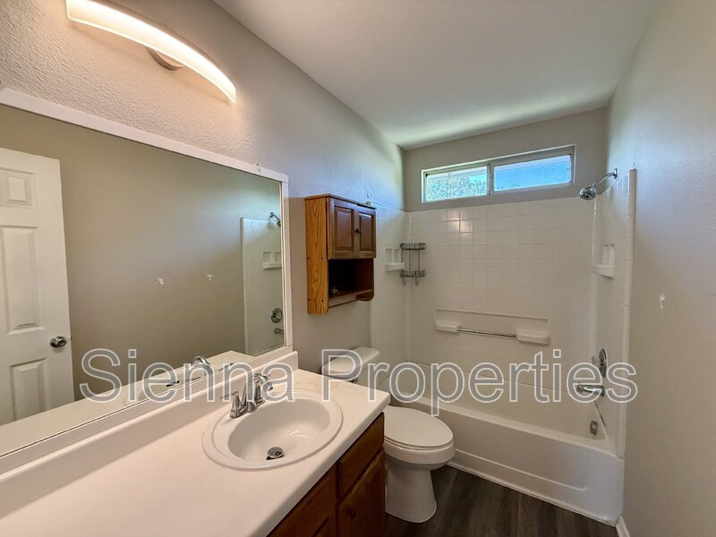 4BD 2.5 BA house for Rent in Manor Tx: Hamilton Point Subd. property image