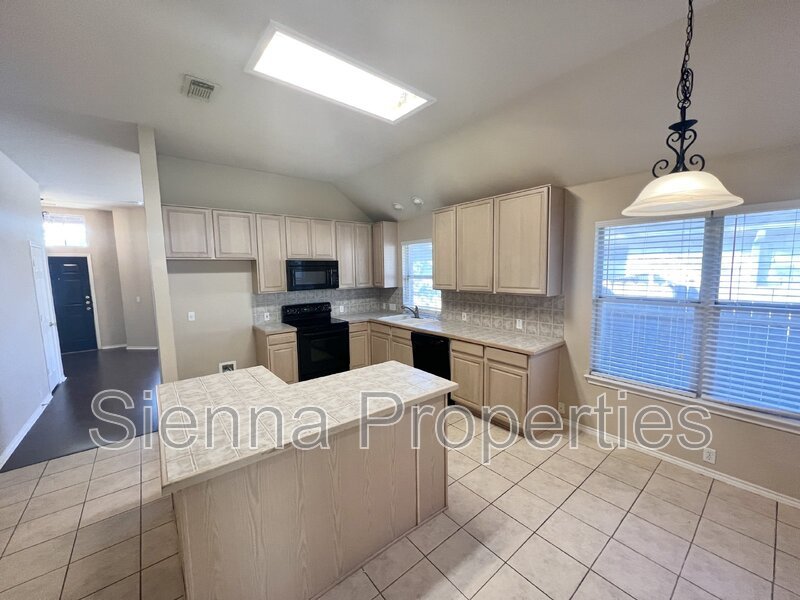 South Austin: Stablewood At Slaughter Creek property image