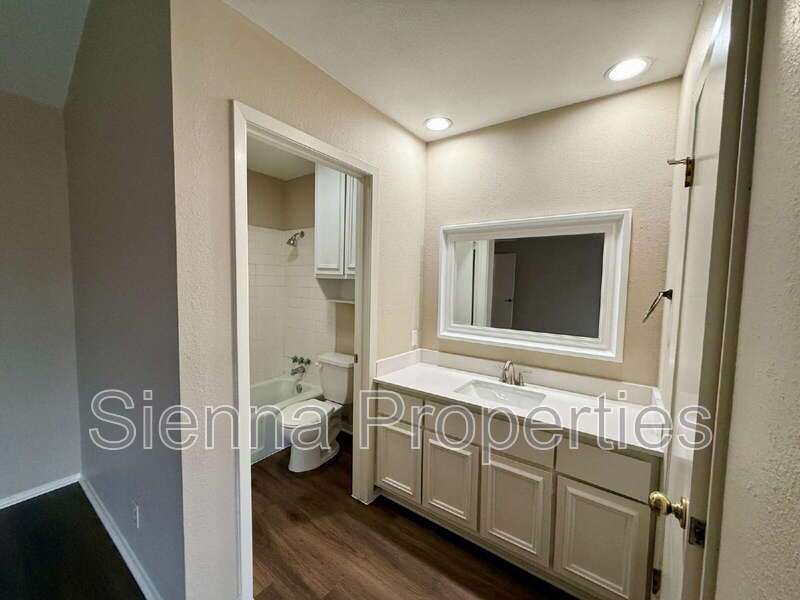 One story updated home! property image