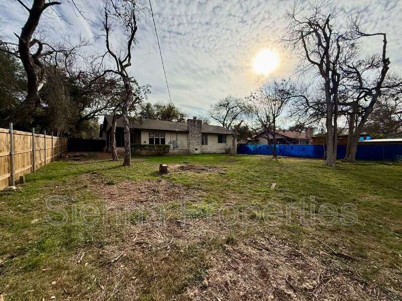 One story updated home! property image