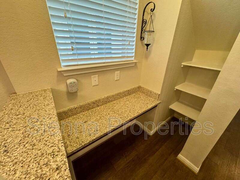 Dripping Springs: Texas Heritage Subdv: 3BD 2.5BA Home for Lease property image