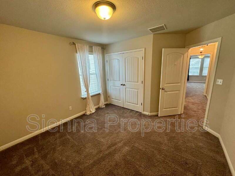 Dripping Springs: Texas Heritage Subdv: 3BD 2.5BA Home for Lease property image