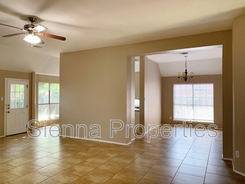Remodeled 3 BD/ 2BA House for Rent in Cedar Park property image