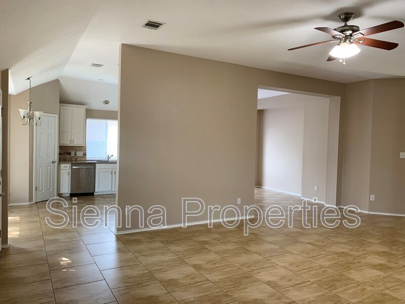 Remodeled 3 BD/ 2BA House for Rent in Cedar Park property image