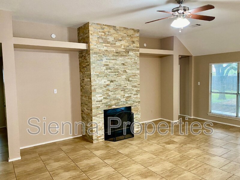 Remodeled 3 BD/ 2BA House for Rent in Cedar Park property image