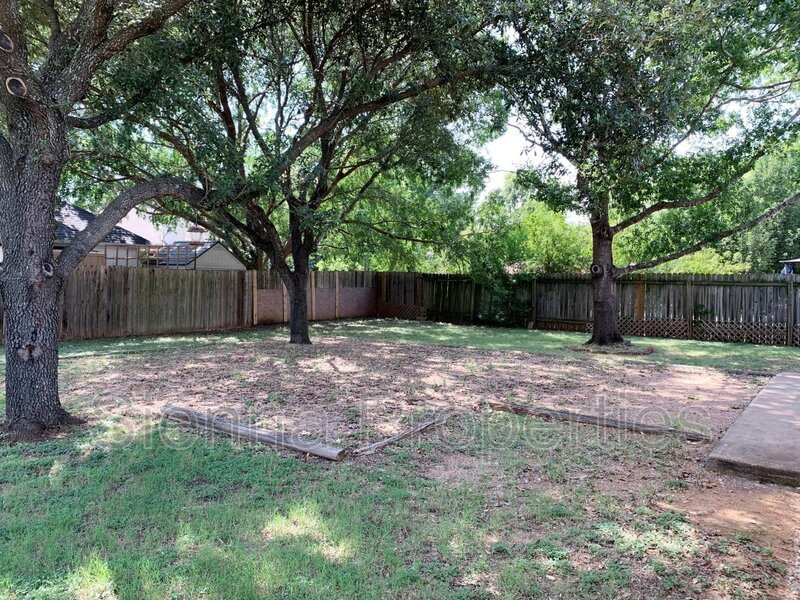 Remodeled 3 BD/ 2BA House for Rent in Cedar Park property image