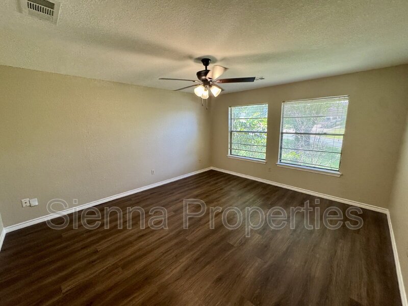 South Austin: 3 Bed 2 Bath Home For Lease property image