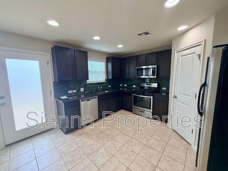 3 Bed / 2.5 Bath Home in Blanco Vista property image