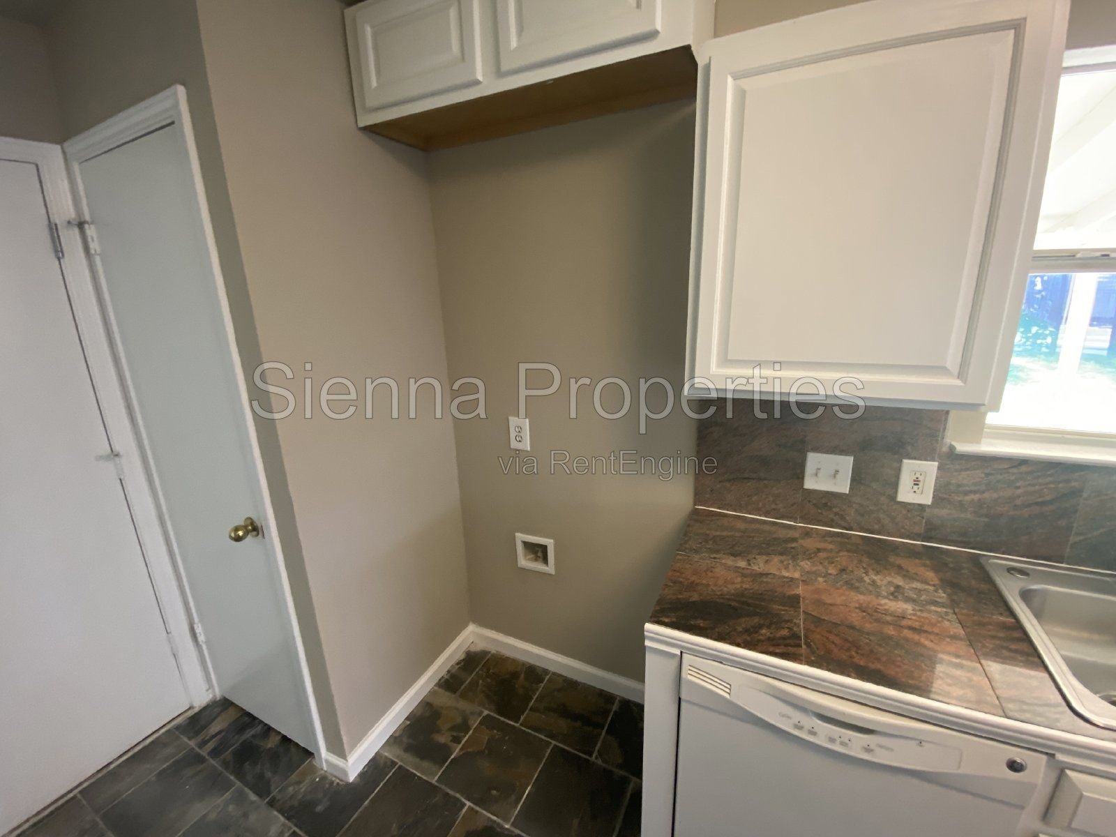 East Austin: Springfield Meadows: 4BD 2.5BA Home for Lease property image
