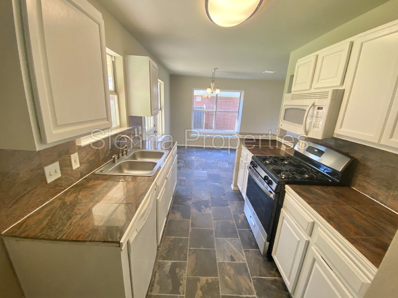 East Austin: Springfield Meadows: 4BD 2.5BA Home for Lease property image