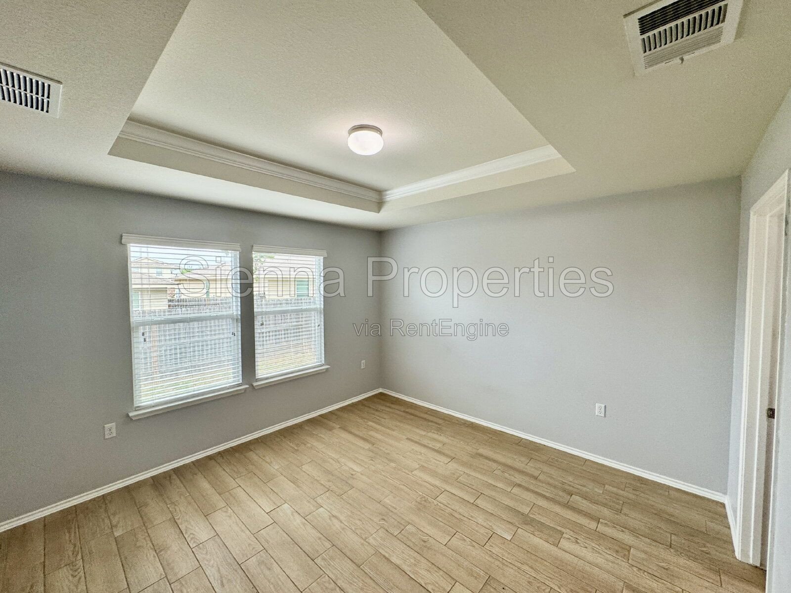 3BD 2BA in the Woodland Hills Community: East Austin property image
