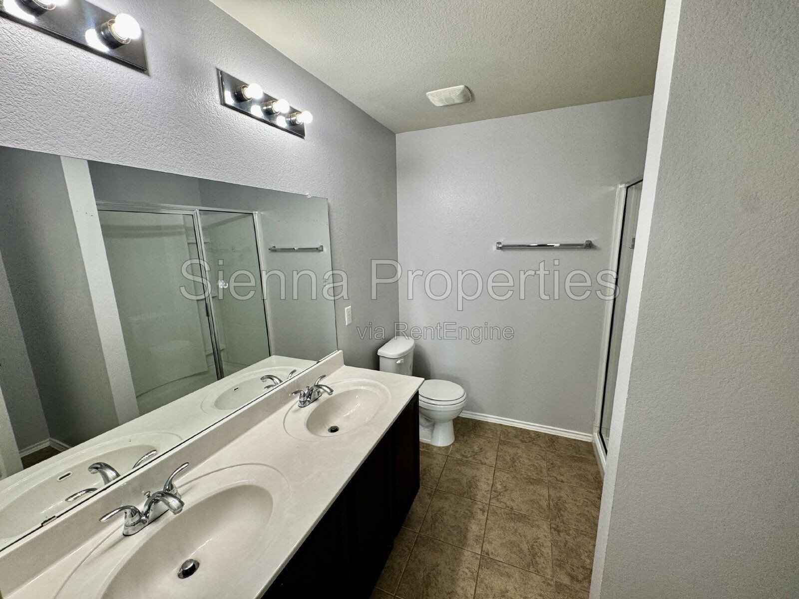 3BD 2BA in the Woodland Hills Community: East Austin property image