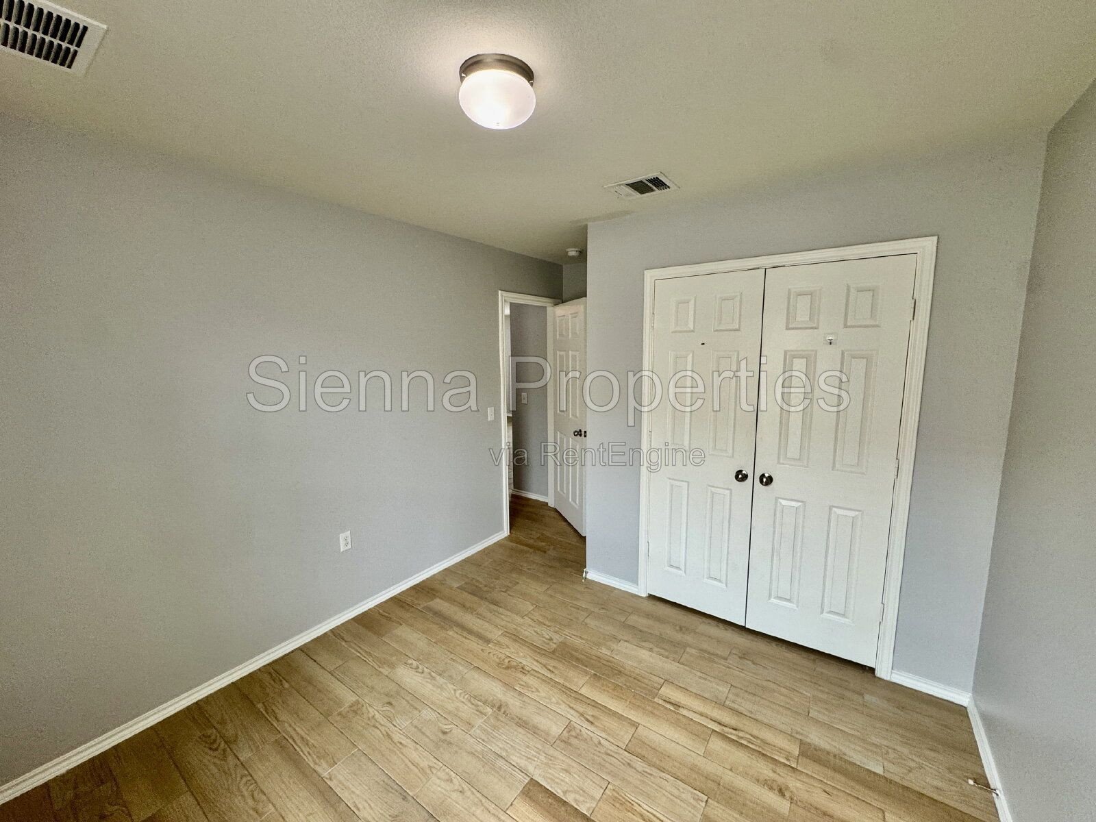 3BD 2BA in the Woodland Hills Community: East Austin property image