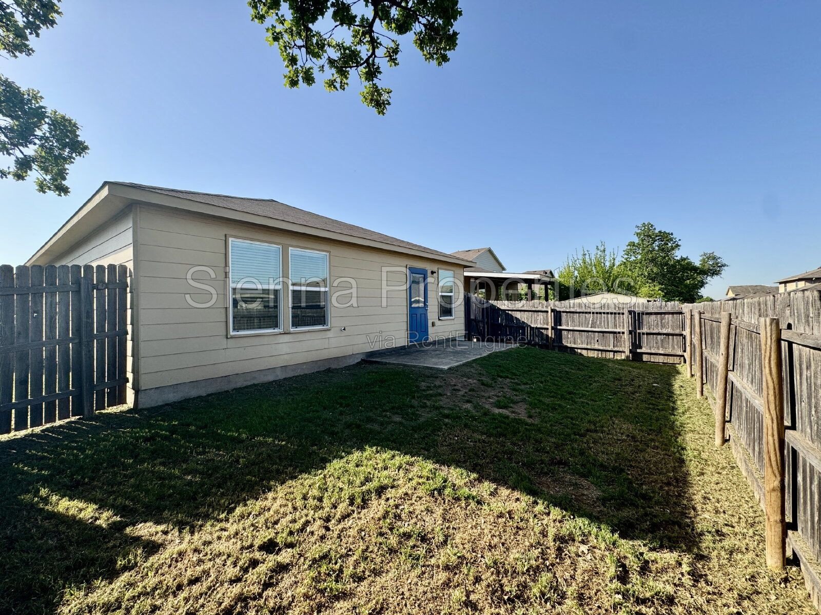 3BD 2BA in the Woodland Hills Community: East Austin property image