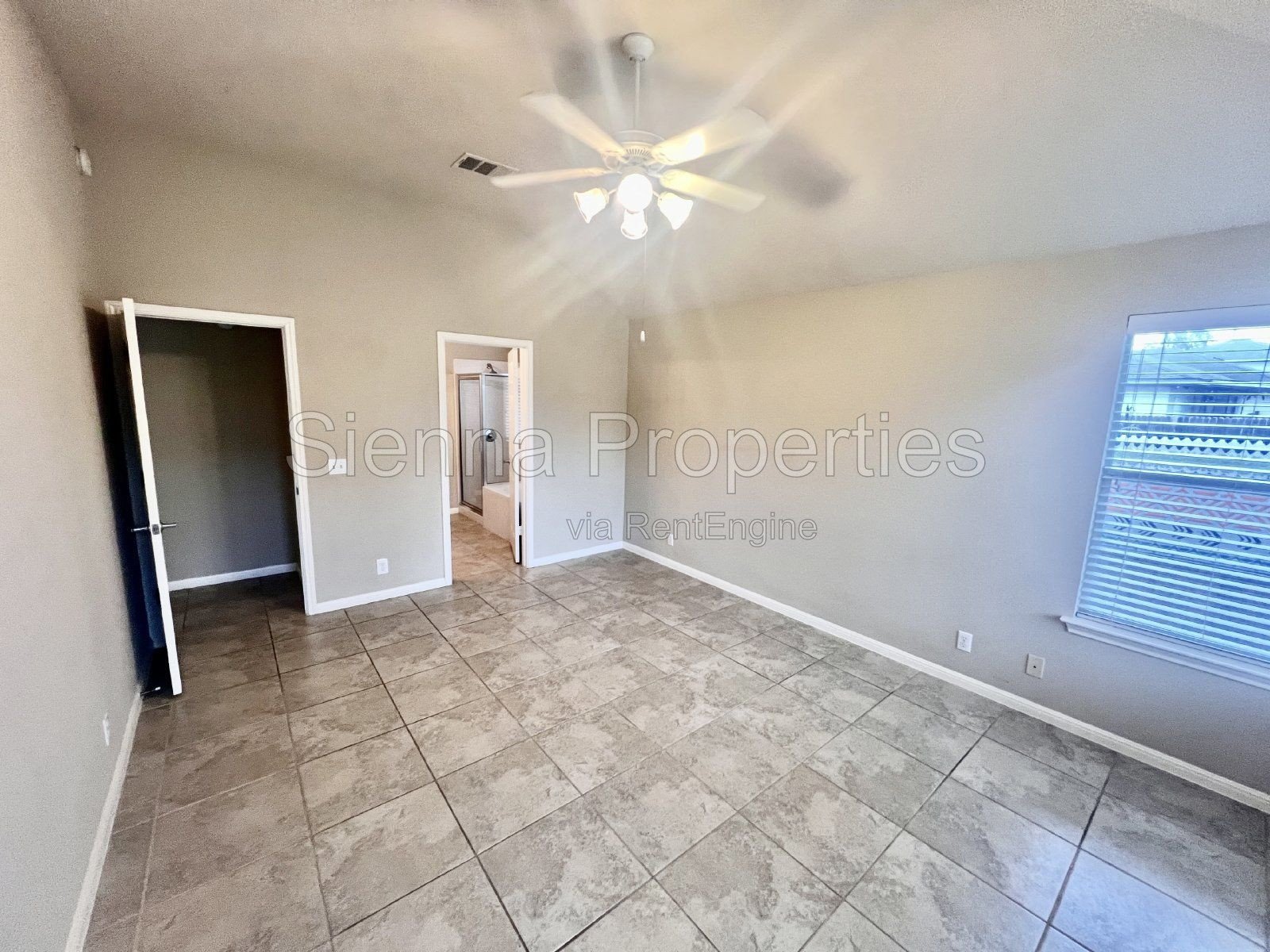 Nice 3BD 2BA Home in east Austin...Close to Tesla and the Airport property image