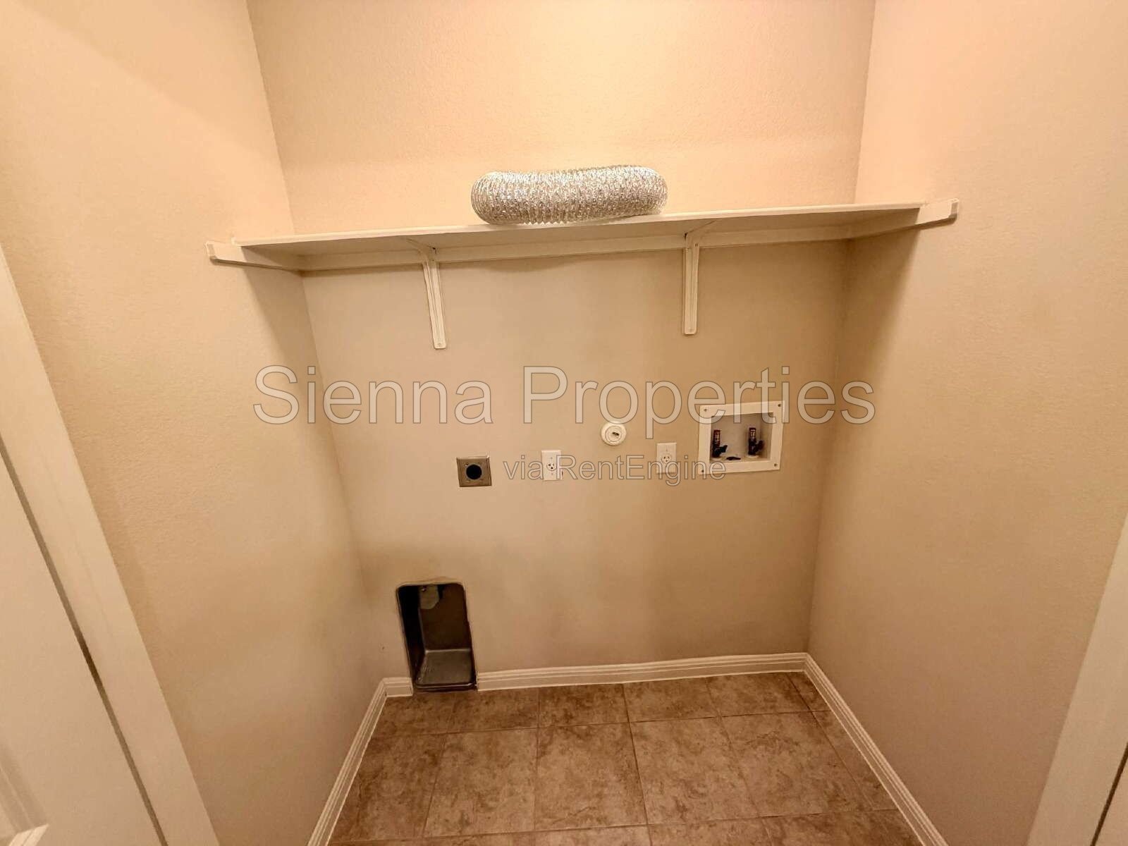 3 Bed / 2.5 Bath Home in Blanco Vista property image