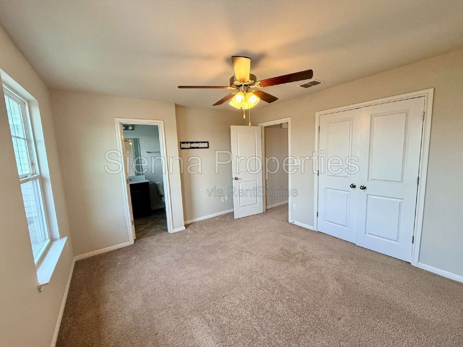 3 Bed / 2.5 Bath Home in Blanco Vista property image