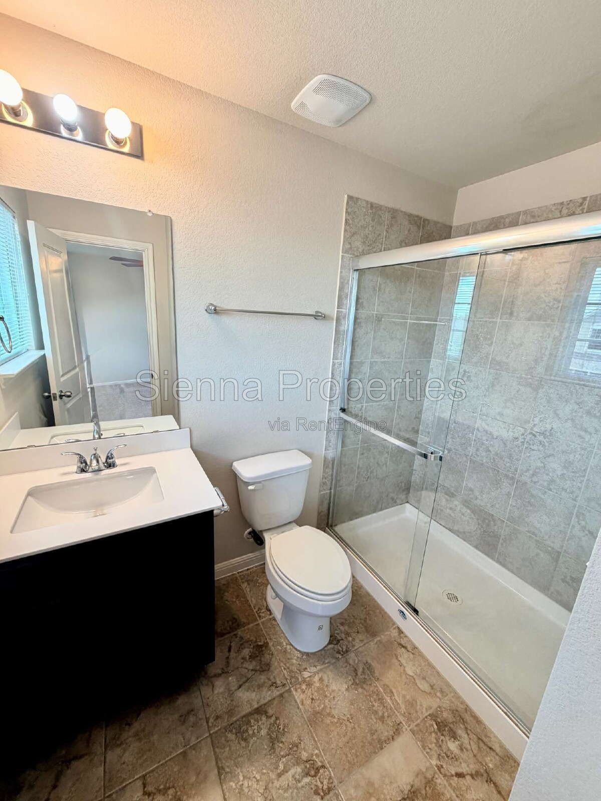 3 Bed / 2.5 Bath Home in Blanco Vista property image