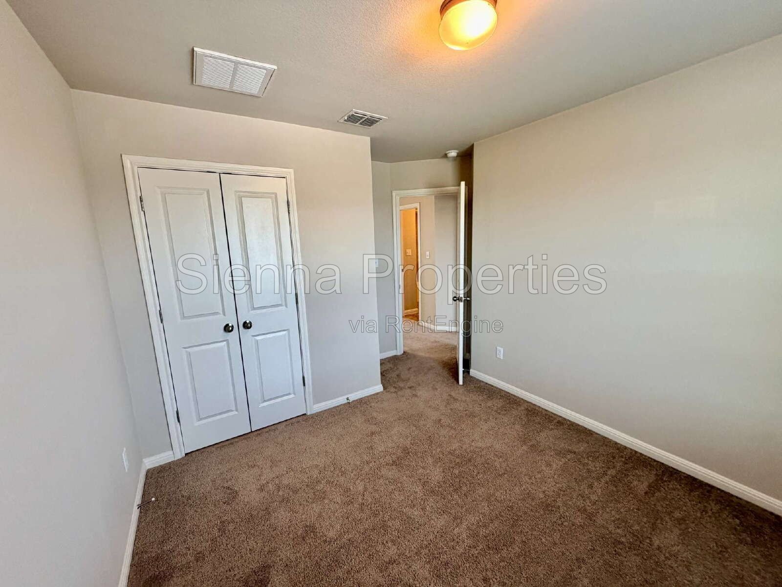 3 Bed / 2.5 Bath Home in Blanco Vista property image