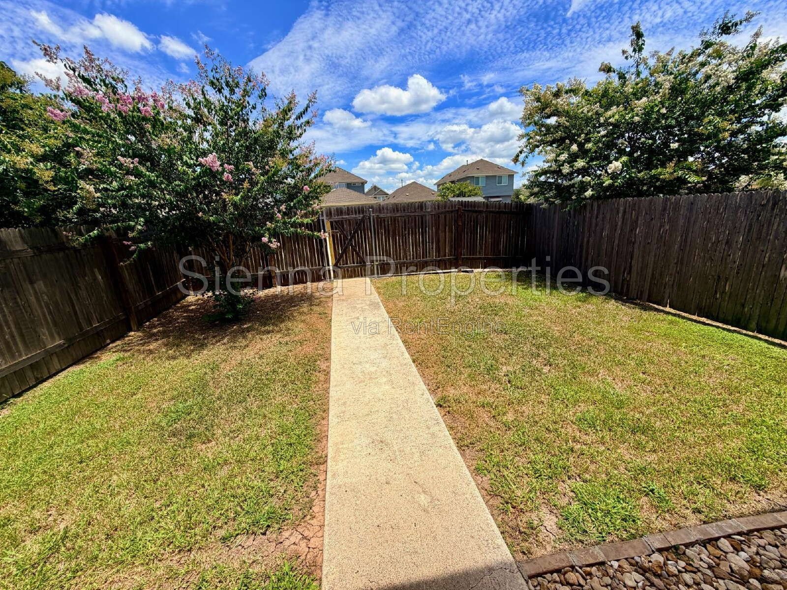 3 Bed / 2.5 Bath Home in Blanco Vista property image