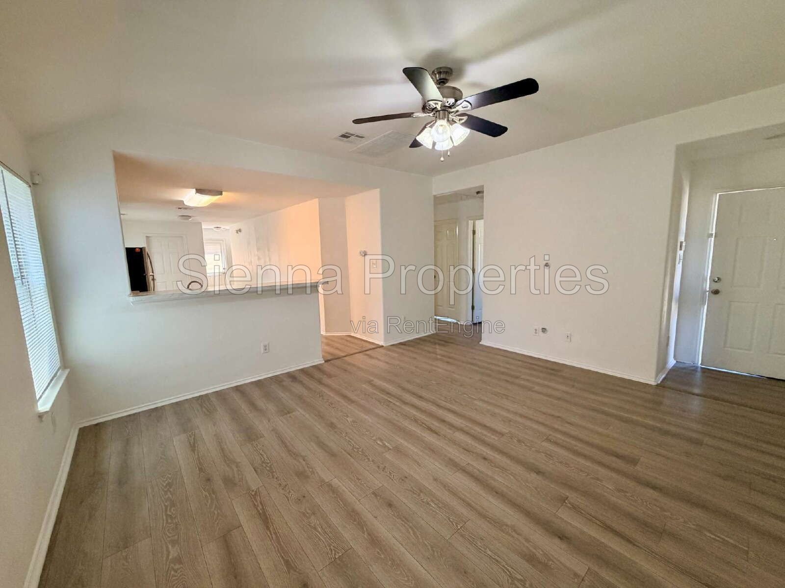 Buda: Shadow Creek: 3BD 2BA Corner Lot for Rent property image