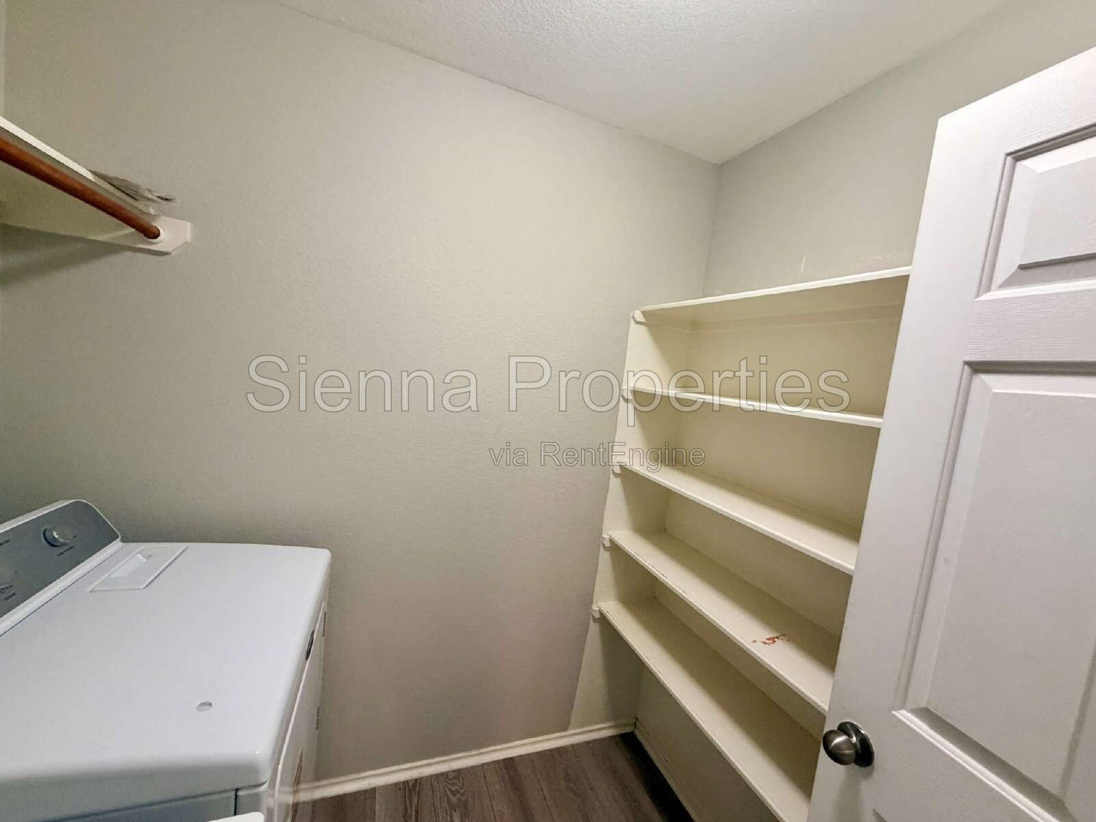 Buda: Shadow Creek: 3BD 2BA Corner Lot for Rent property image