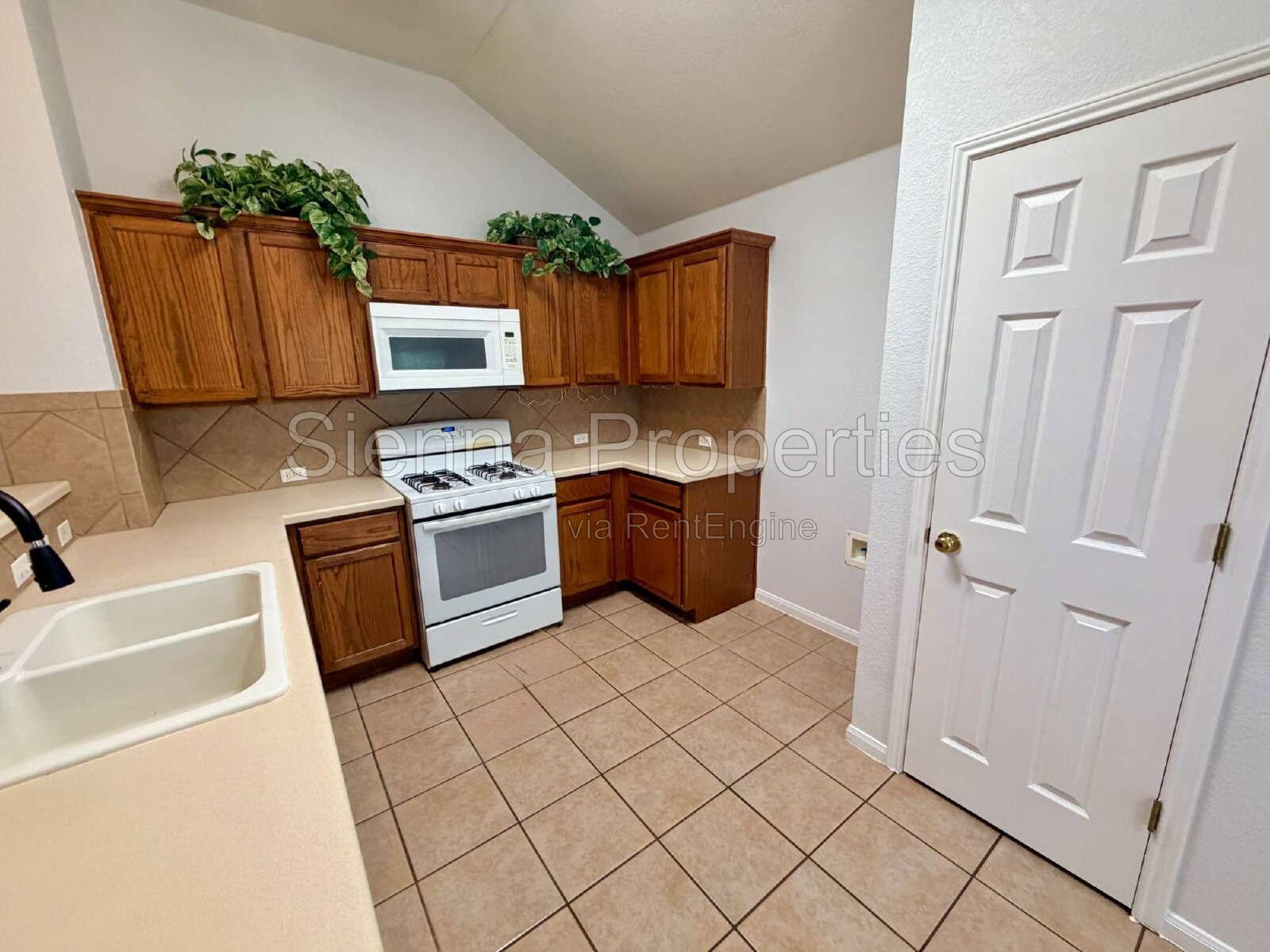 Cedar Park: Heritage Park: 3BD 2BA Home for Lease property image