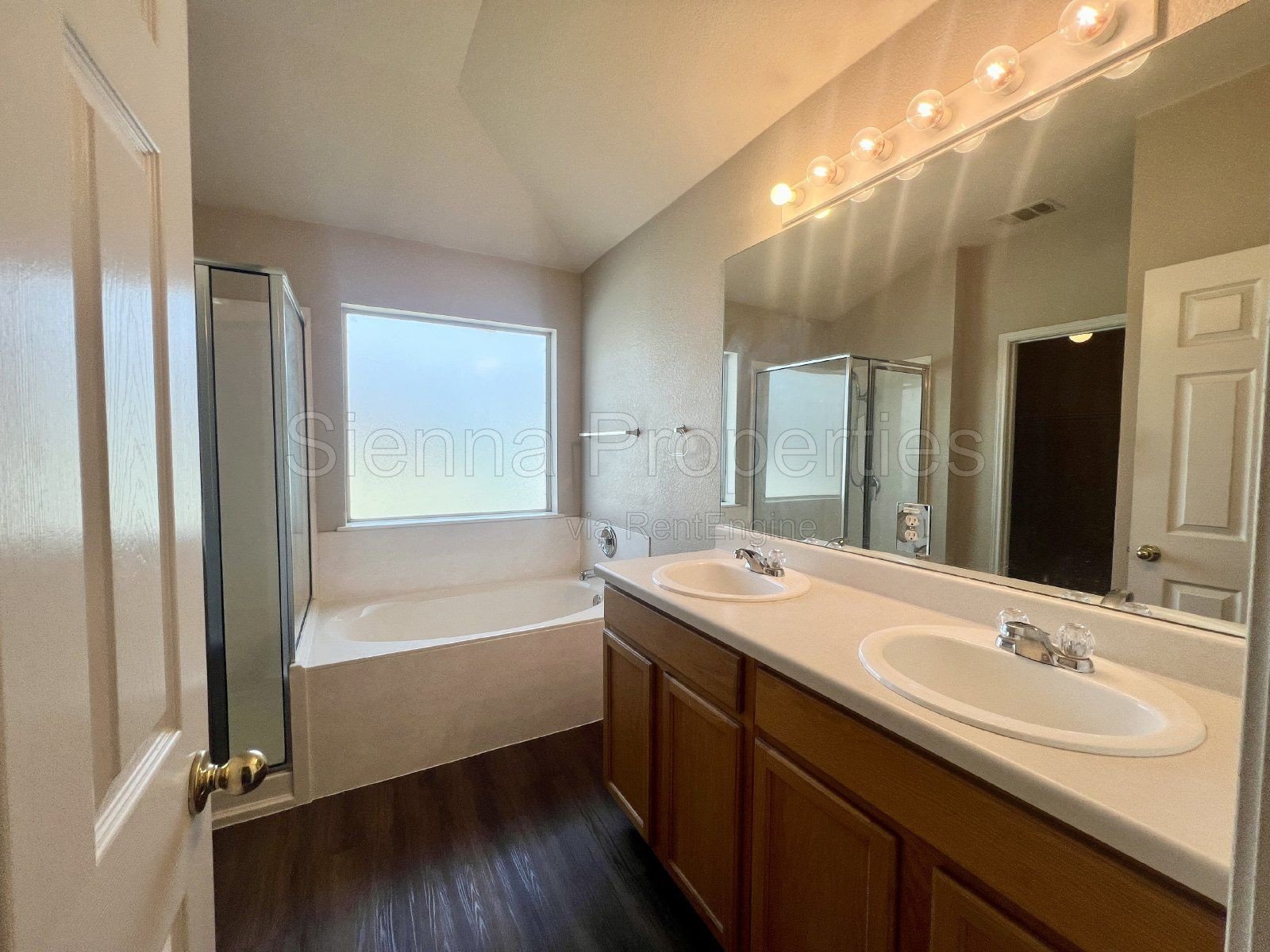 Kyle Tx: 3BD 2.5BA home for rent in Plum Creek property image